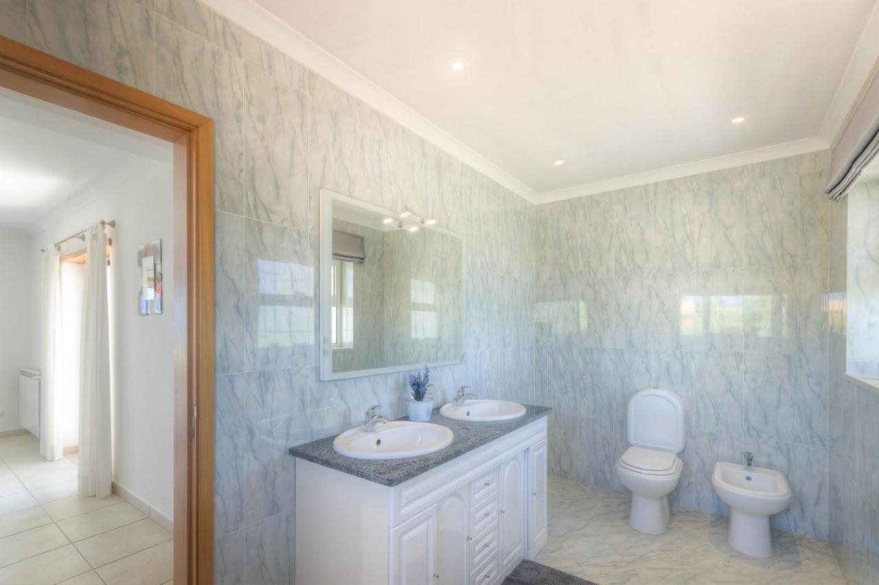 Villa Montanha, Luxury Coastal Villa, With Swimming Pool, Loungers And Alfresco Dining, 10 Min Walk To The Beautiful Praia Da Luz Beach, Shops, Bars And Restaurants! Dış mekan fotoğraf