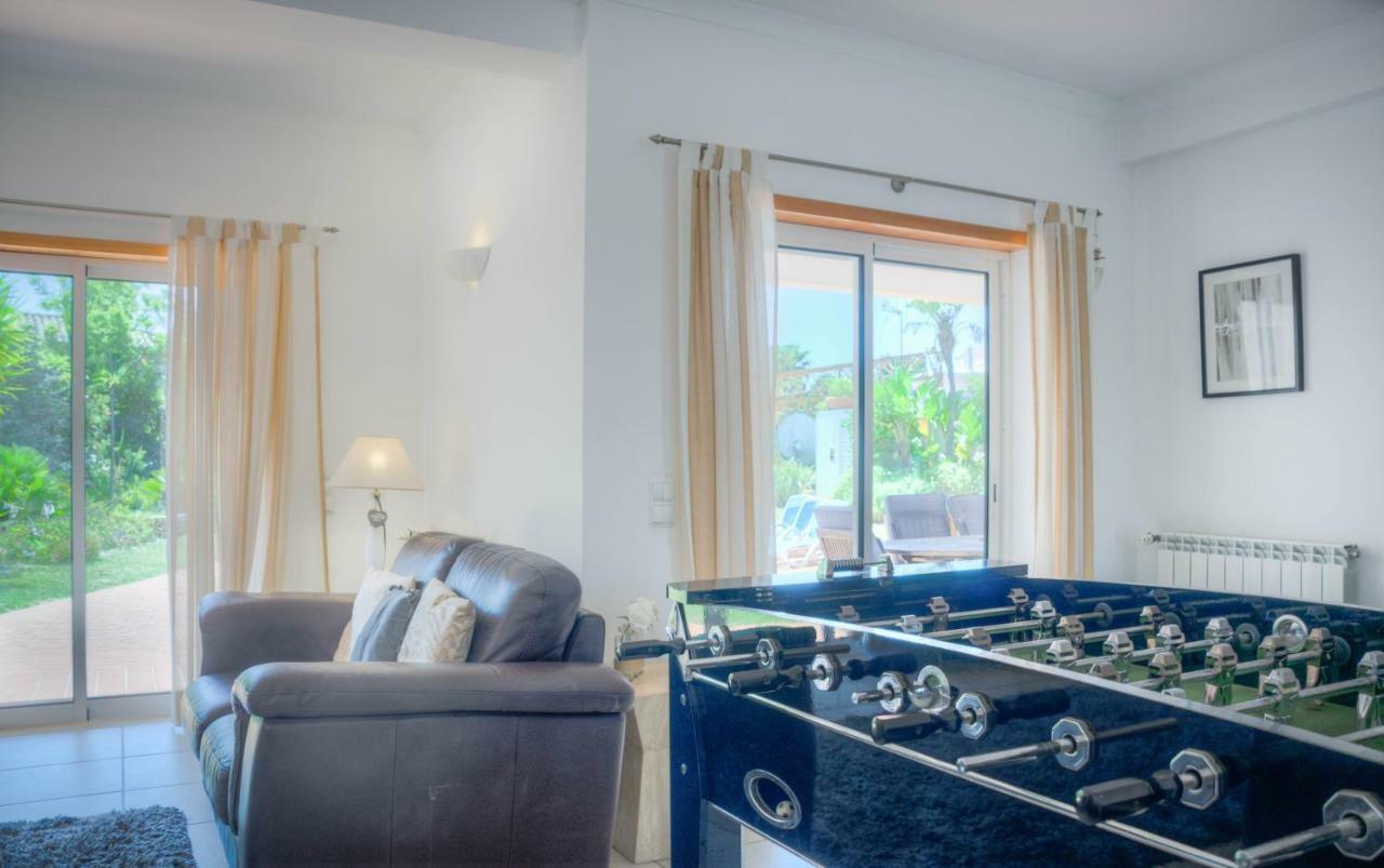 Villa Montanha, Luxury Coastal Villa, With Swimming Pool, Loungers And Alfresco Dining, 10 Min Walk To The Beautiful Praia Da Luz Beach, Shops, Bars And Restaurants! Dış mekan fotoğraf
